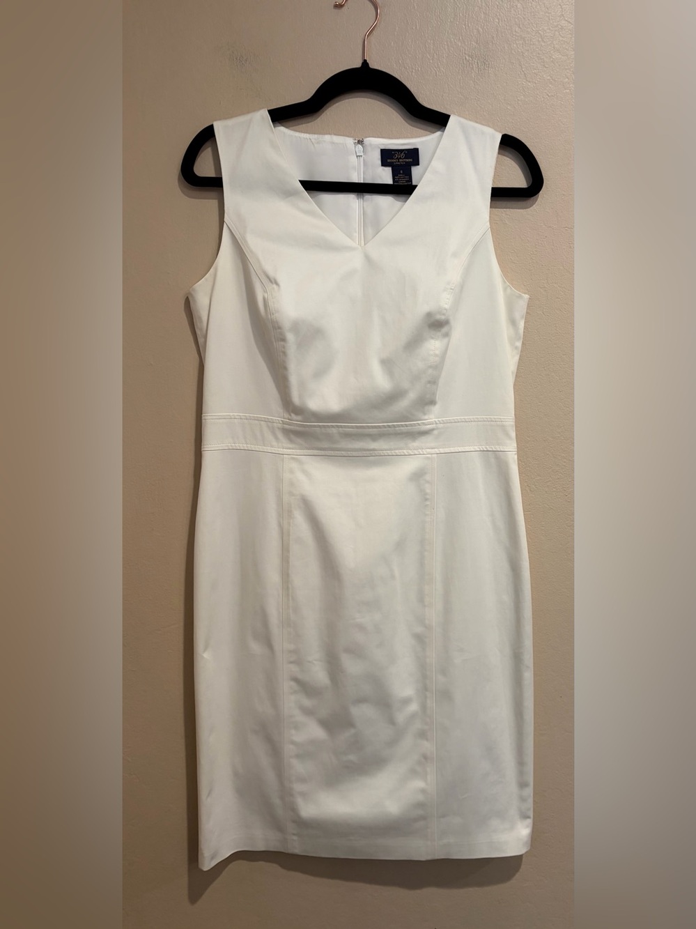 Brooks Brothers White V-Neck Sheath Dress, Drop Waist, Hamptons Vibe, size 8